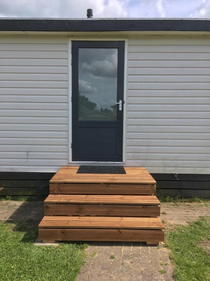 Ruime Chalet Midden In De Natuur In Lith Exterior foto